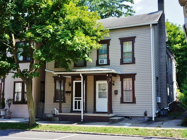 220 N 3rd St, Lewisburg, PA 17837