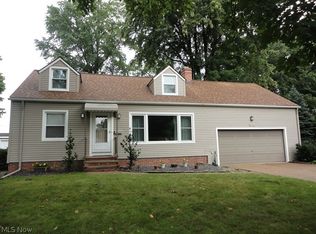 21520 Westwood Rd, Cleveland, OH