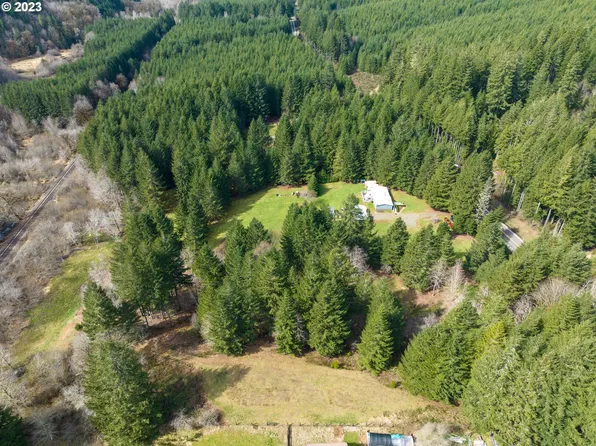 19444 Highway 126, Walton, OR 97490