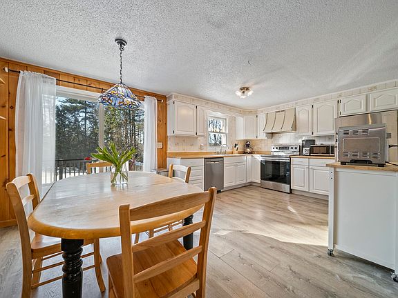 3rd image of 165 Robert Rogers Road