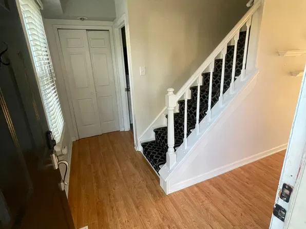 903 Mulberry Ct, Marlton, NJ 08053