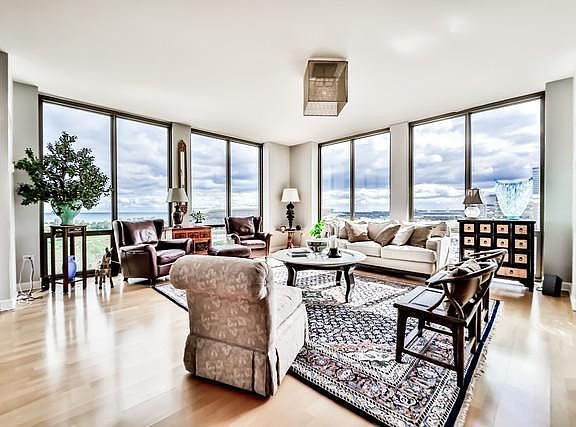2nd image of 1335 S Prairie Ave #1126