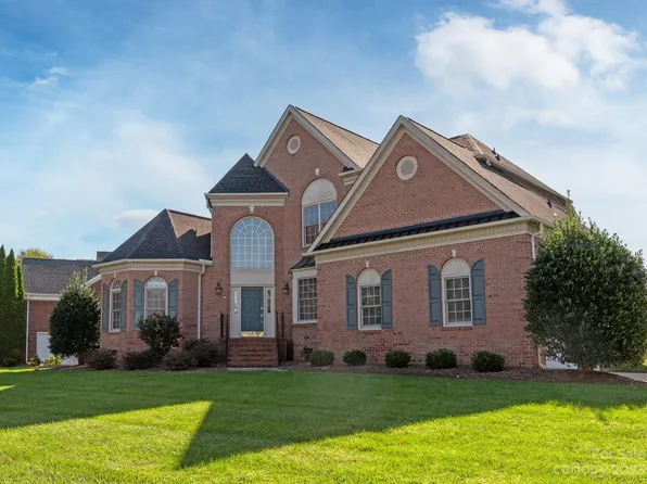 6032 Legacy Cir, Charlotte, NC 28277