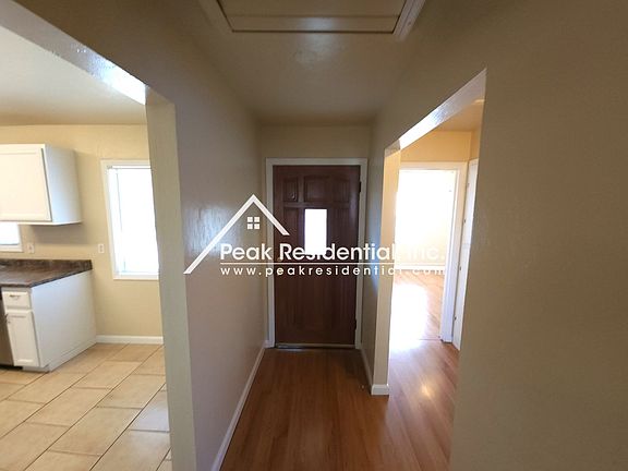 3rd image of 6114 McLaren Ave