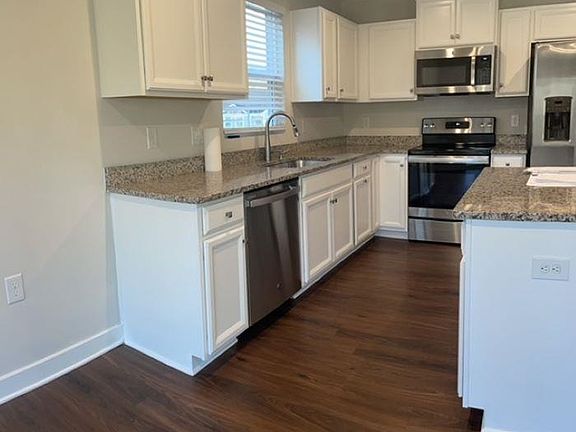5th image of 639 Olivia Springs Dr