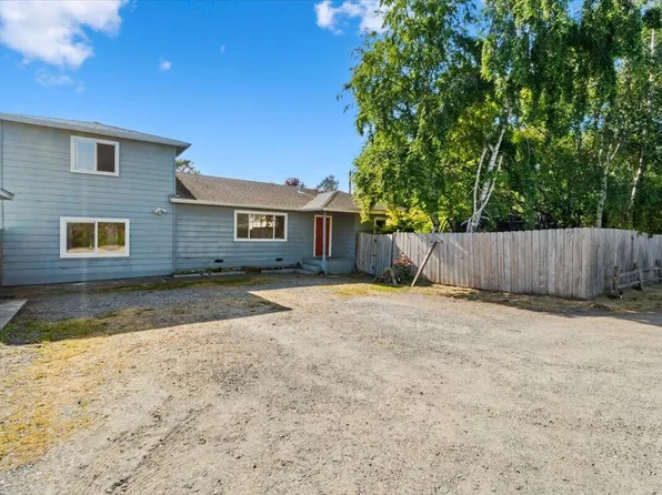 1562 Murray Rd, McKinleyville, CA 95519