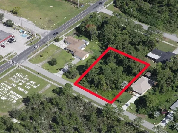5549 SE 44th Ave, Stuart, FL 34997