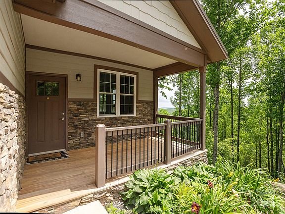 3rd image of 264 W Splitrail Dr