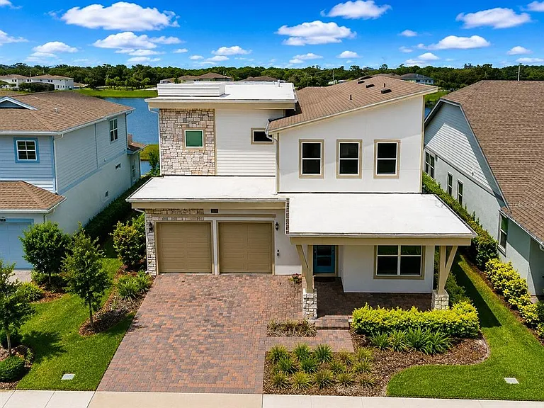 13629 McMillan Dr — Photo 1