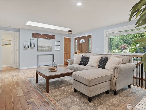 3rd image of 8036 Ellison Loop NW