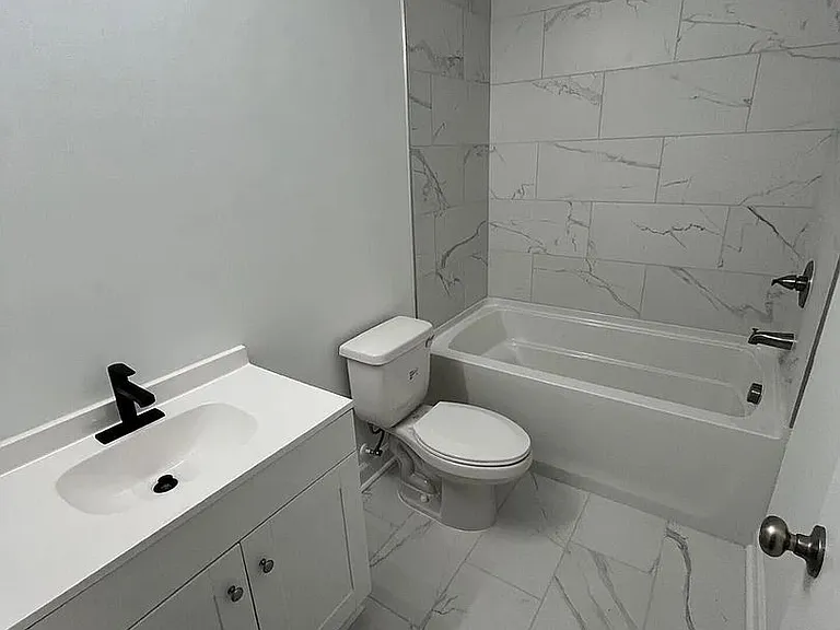 916 Forge Rd — Photo 30