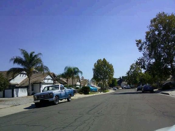Exterior Neighborhood (street photo)