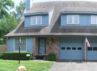 3002 SW Foxcroft 3 Ct #4, Topeka, KS 66614