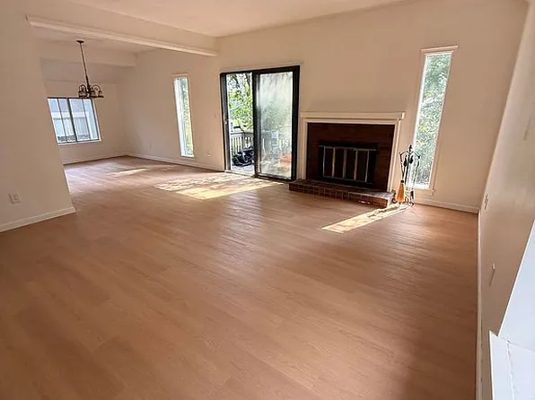 485 Heritage Vlg #A, Southbury, CT 06488