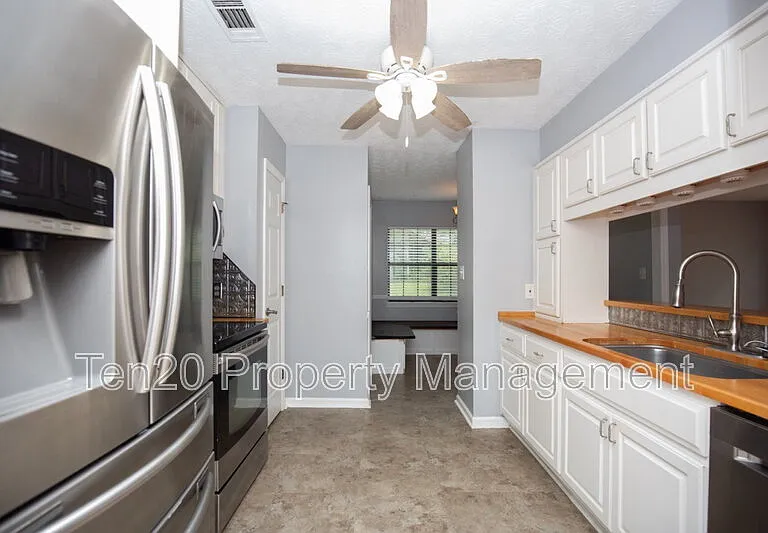 11406 Mehaffey Rd — Photo 20