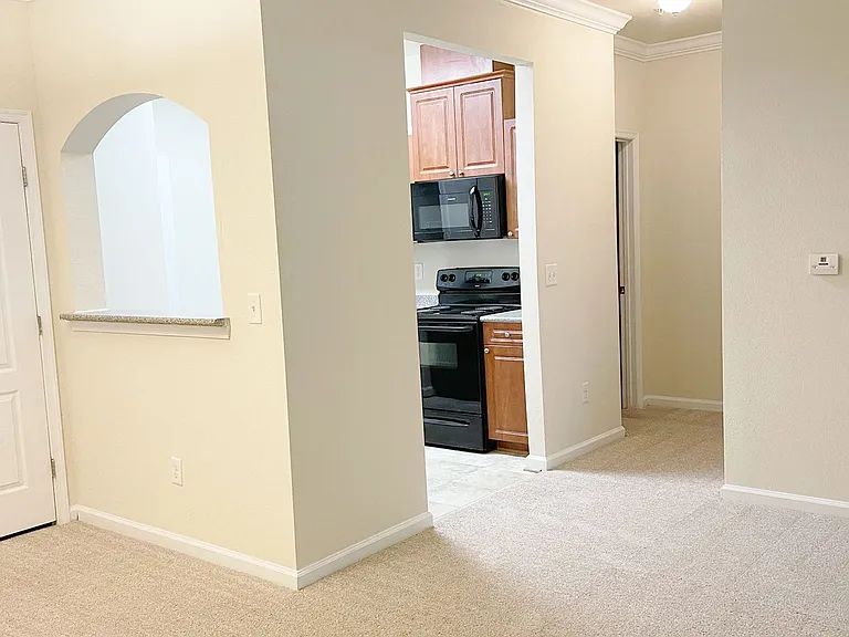 Clairmont at Farmgate — Photo 26