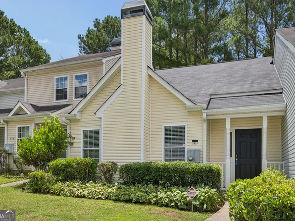5933 Trent Walk Dr, Lithonia, GA 30038