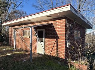 601 Lexington Rd, Washington, GA 30673