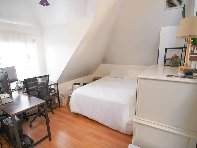 36 Montfern Ave #3 — Photo 13