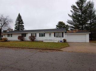 302 Allen St, Cadillac, MI 49601