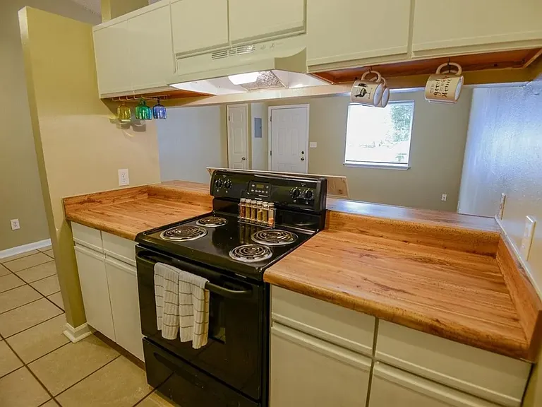 2267 Sandpiper St — Photo 9