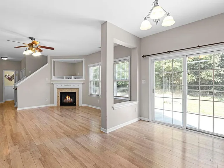 5435 Seaspray Ln — Photo 17