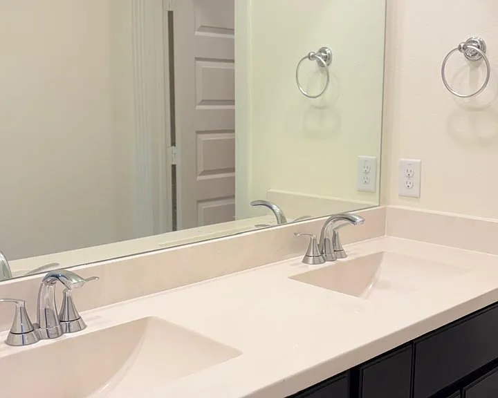 524 Oakmoss St — Photo 15