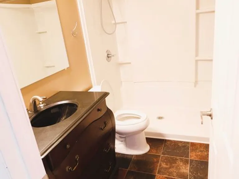 647 Villa Rd #G — Photo 7