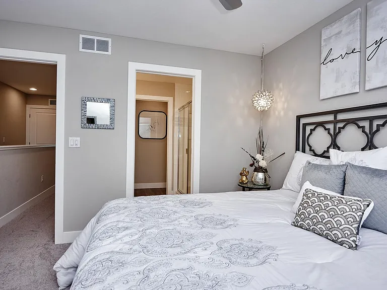 Creekline Townhomes — Photo 22