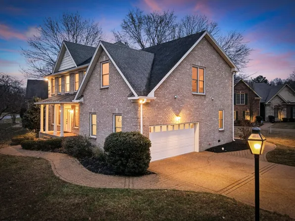 901 W Point Cv, Hermitage, TN 37076