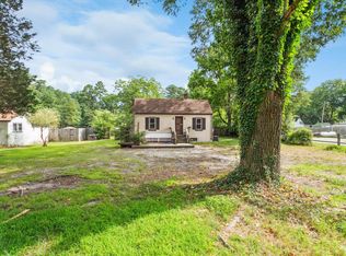 6725 Fields Landing Rd, Hayes, VA 23072