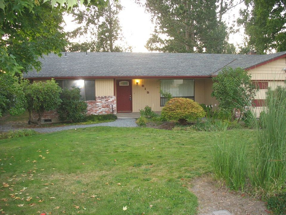 1st image of 515 Calistoga St W