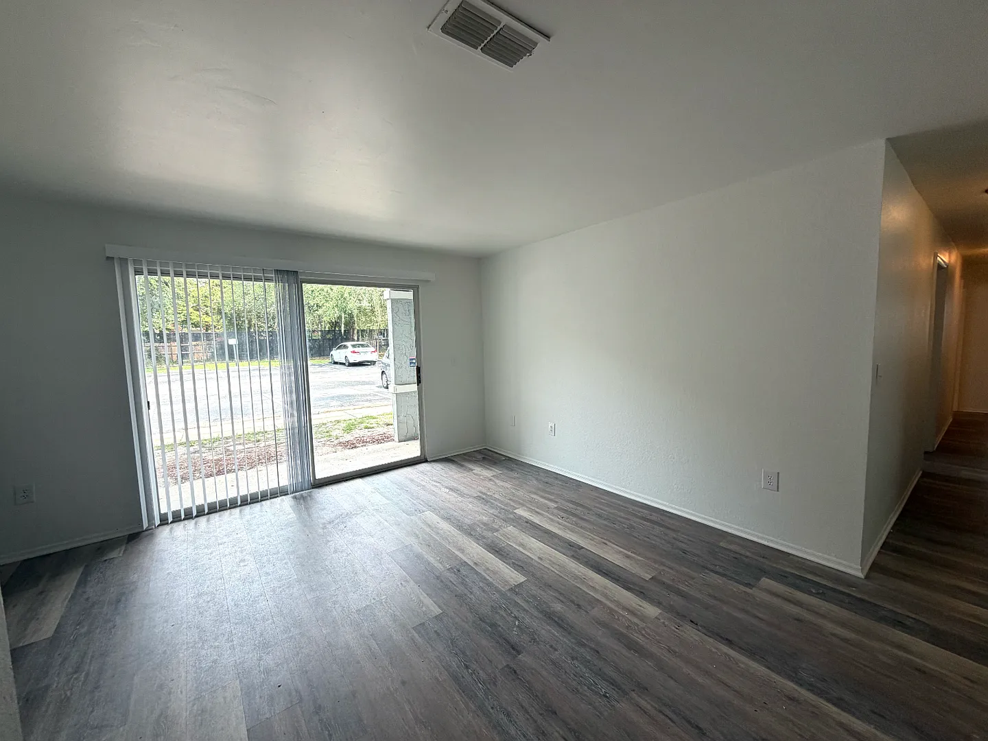 3705 SW 27th Street — Photo 2