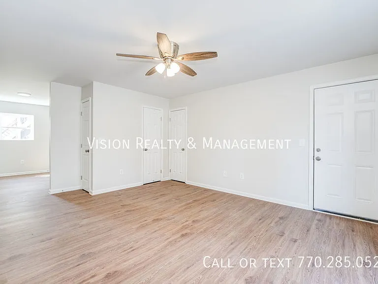 102 Sewell Rd #5 — Photo 6