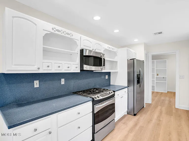 12 Market St — Photo 9