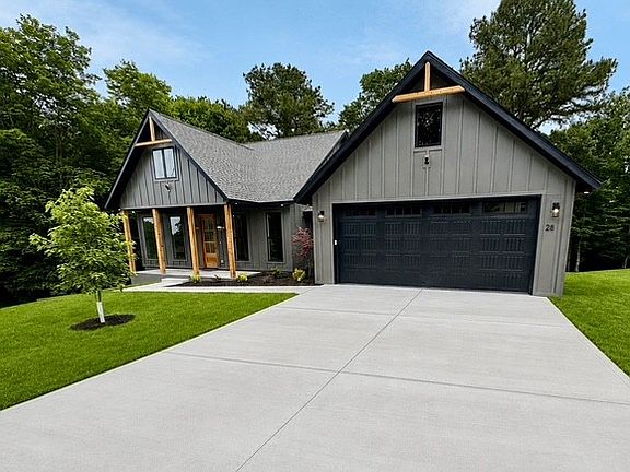 5th image of 28 Sandridge Dr