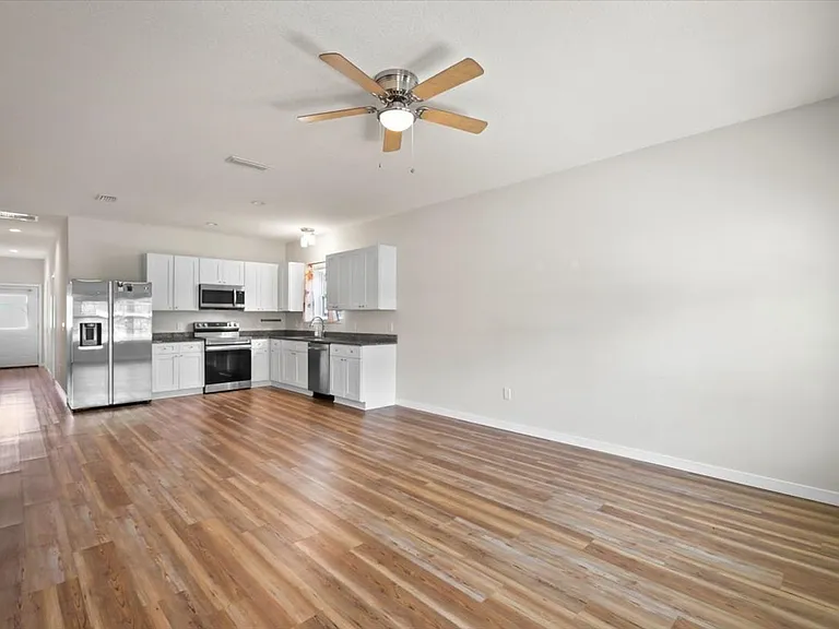 700 Hamilton Ave — Photo 5