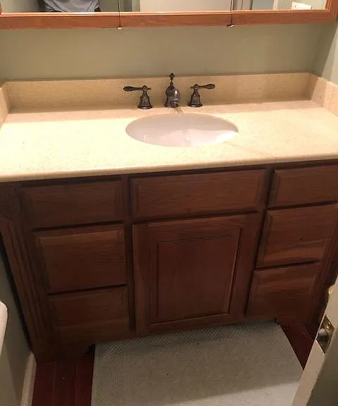 1/2 bath