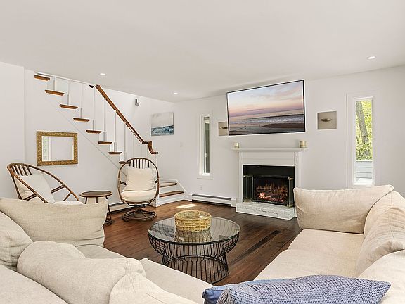 5th image of 9 Peters Path