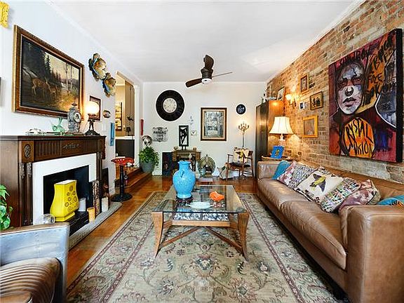 2nd image of 675 Walton Ave APT 3D