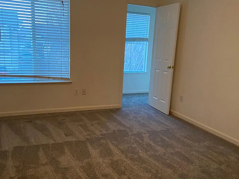 4552 Abruzzi Cir — Photo 13