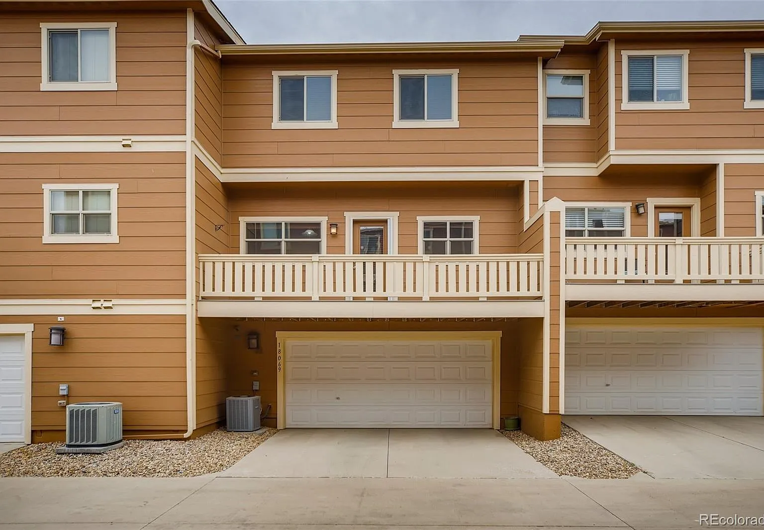 18069 E Saskatoon Pl — Photo 3