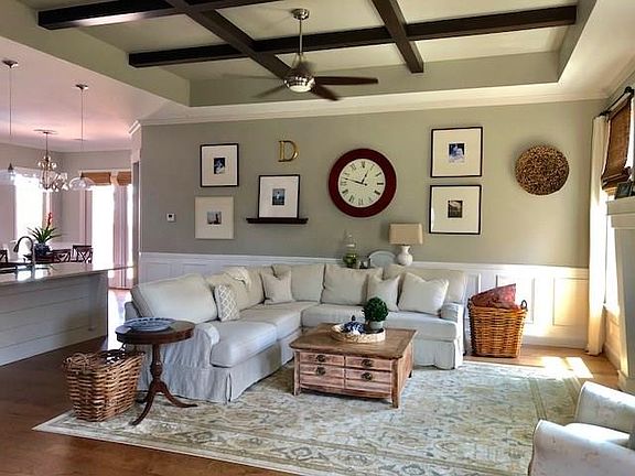4th image of 18840 Rolling Hill Way
