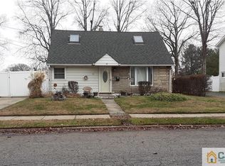 21 Prospect Ave, Edison, NJ 08817