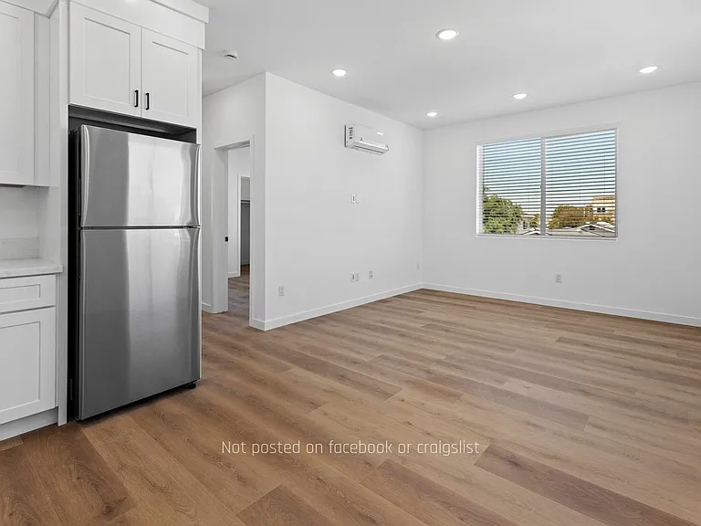 2818 Nye St — Photo 5