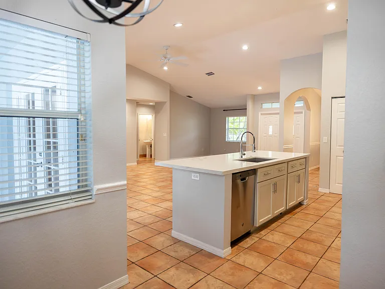 13590 Callington Dr — Photo 11