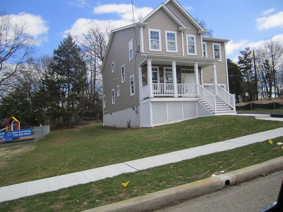 2nd image of 38 Hampton St #A