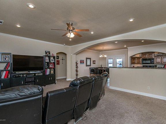 3rd image of 7405 Fargo Dr