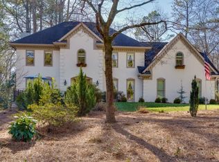735 Gable Ridge Rd, Roswell, GA 30076