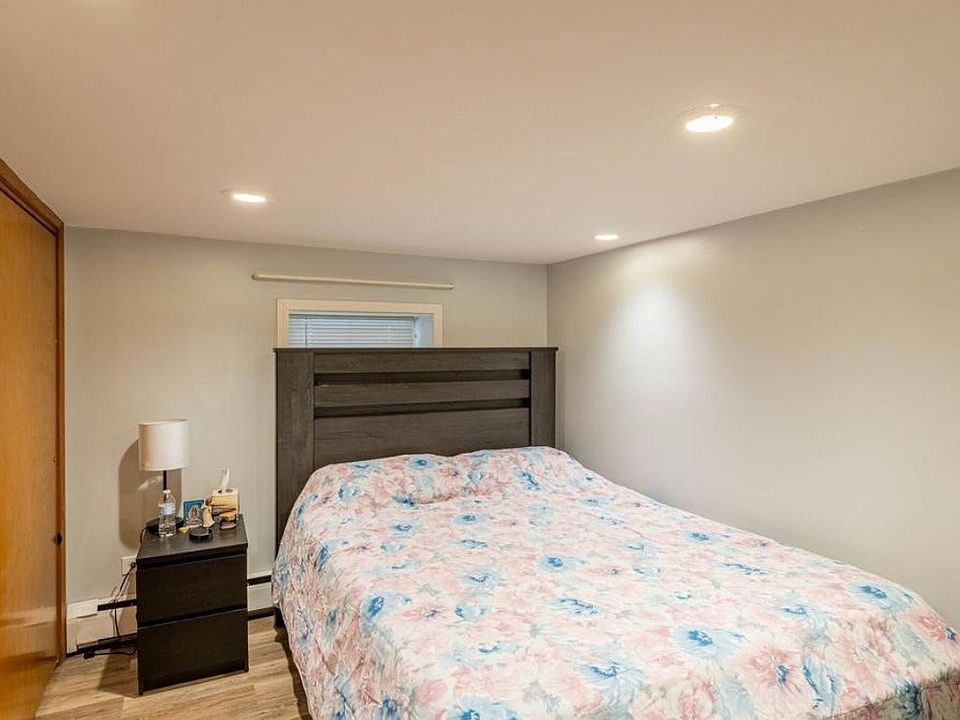 2nd image of 1846 Oak Park Ave #G